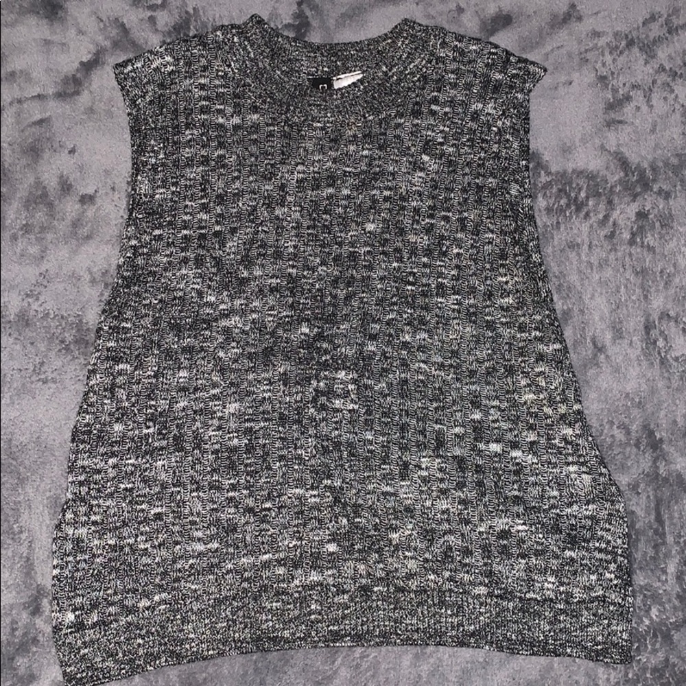 BEST OFFER: Knitted H&M Crop Top